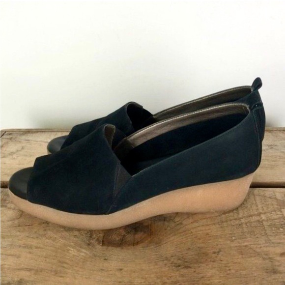 THE FLEXX Black Suede “Smoother” Peep Toe Wedge, Women’s Size 10 - Picture 4 of 11